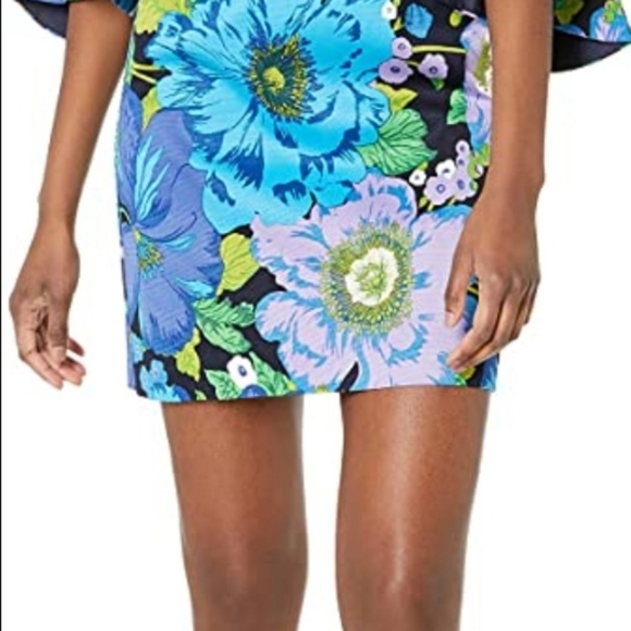 TRINA TURK WINNIE BELL SLEEVED DRESS - Picture 4 of 16